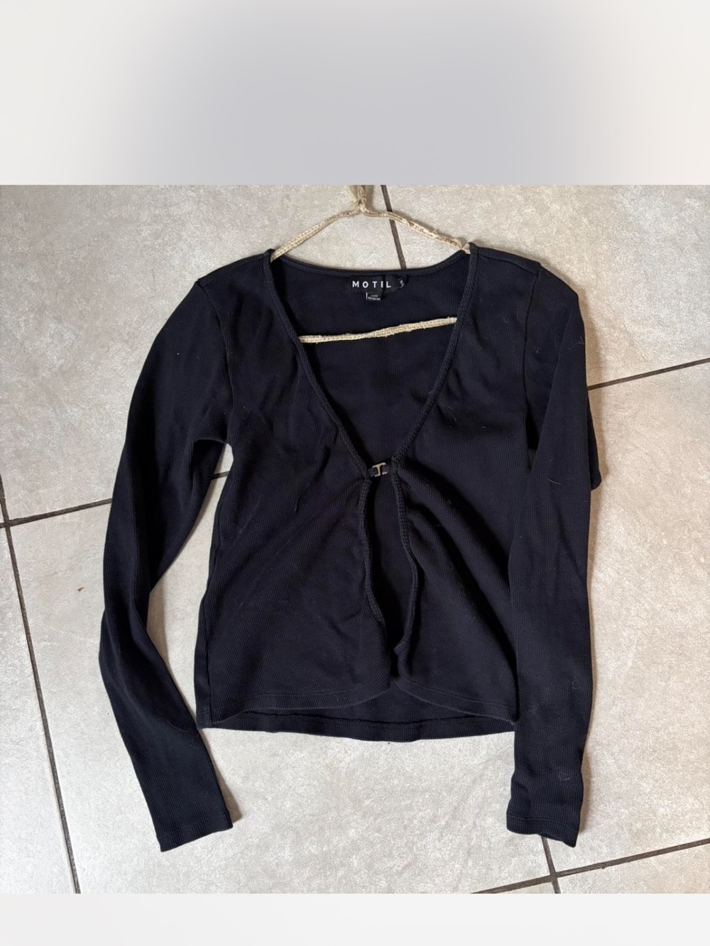Motel Rocks Black Long-Sleeve Cropped Knit Cardigan